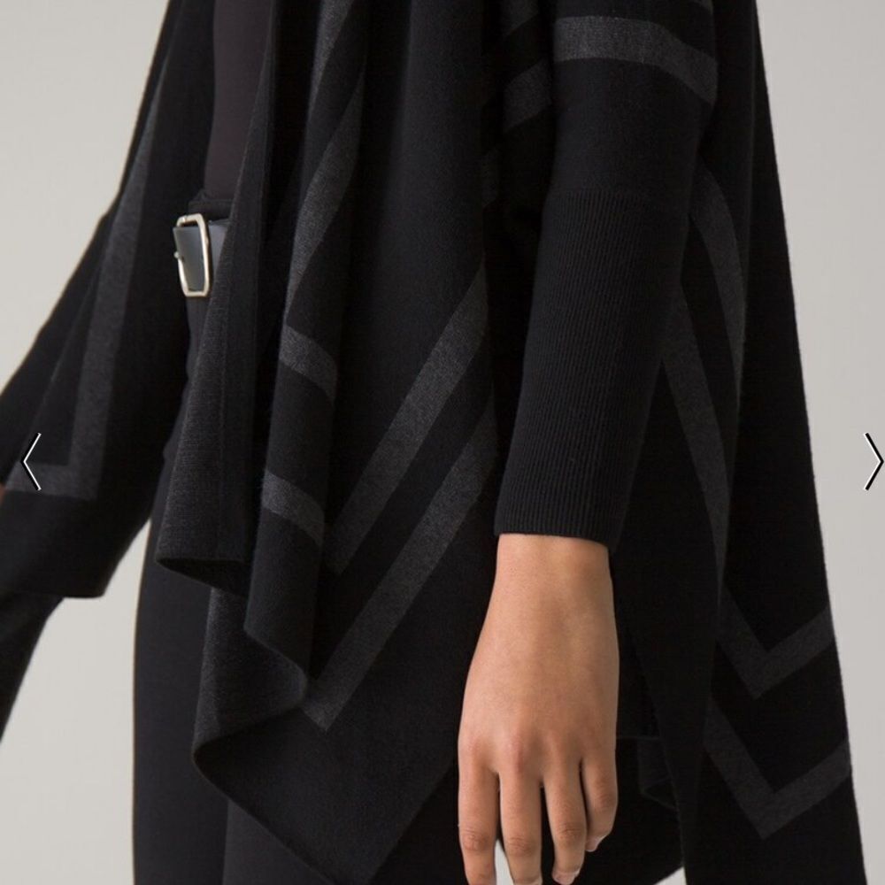 White House Black Market Ruana Wrap - Picture 4 of 15